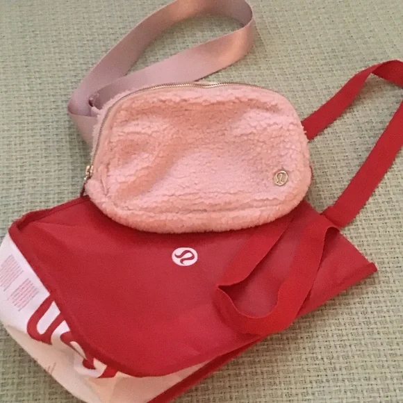 lululemon athletica Pink Crossbody Bag - Picture 5 of 5